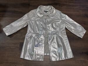 REVUE SZ XL SILVER METALLIC LEATHER BUTTON FRONT JACKET COAT W 3/4"SLEEVES